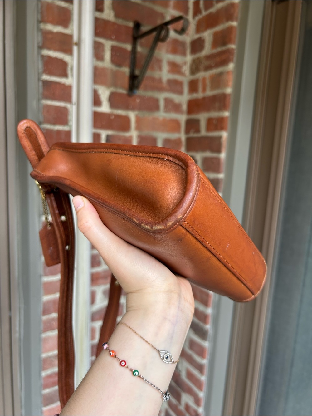 Vintage coach legacy small zip style 9997 British tan leather crossbody purse - Picture 8 of 13